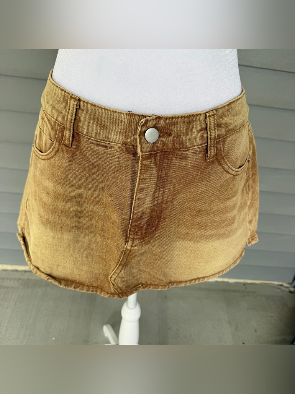 Large NWOT Classic Versatile Trendy High Waisted Stretchy Denim Mini Skort